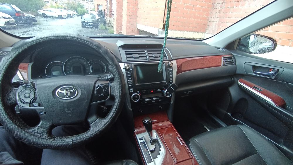 Продам автомобиль камри 50 2013 год