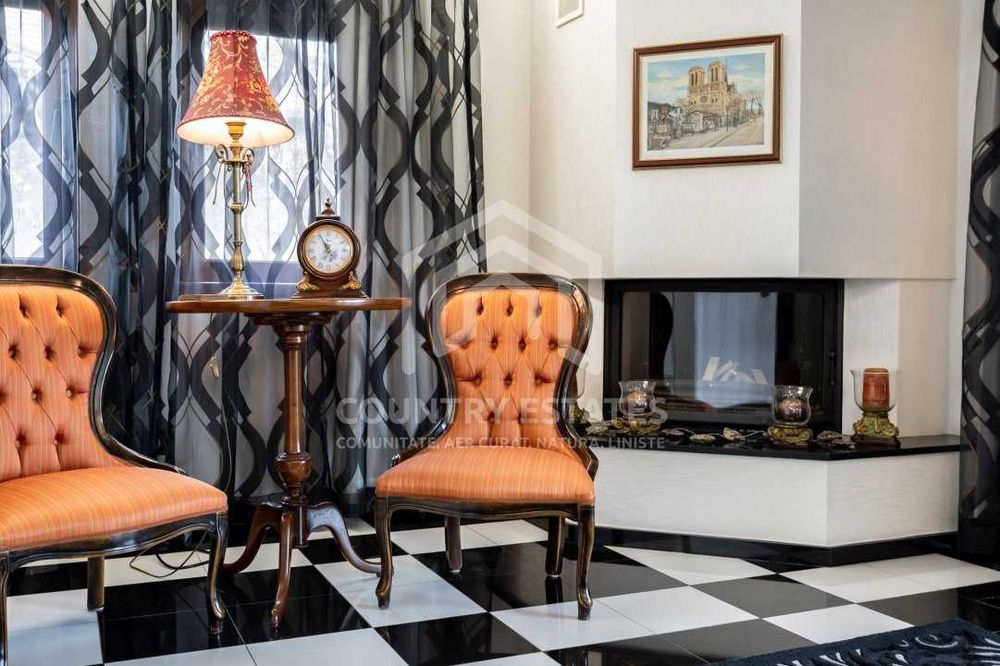 Veioza, lampadar vechi, veioza cap cal, masute nuc colectie Italia