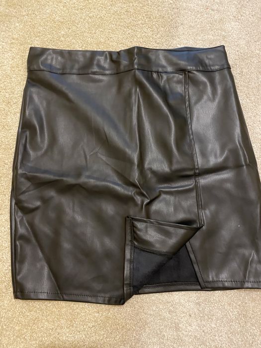 Пола-мека кожа с лека вата