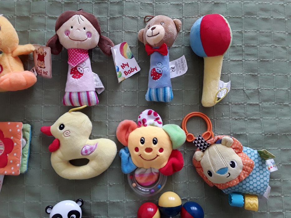 Бебешки дрънкалки играчки