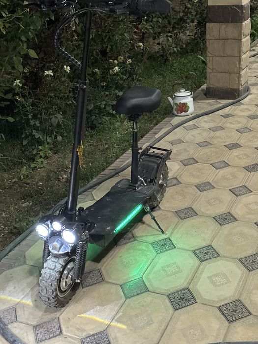 Электронный самокат