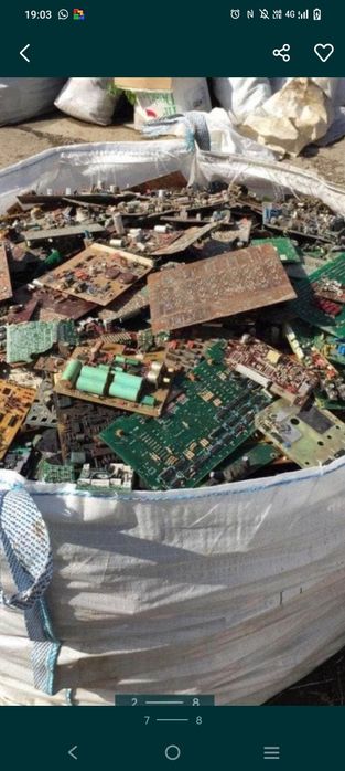 Принимаем платы микросхемы приборы