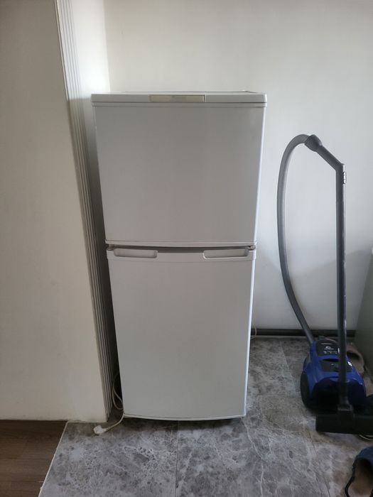 Холодильник бирюса