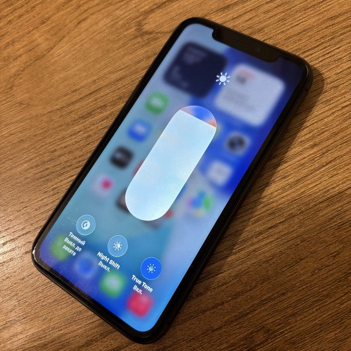 iPhone 11 128gb отличном сост