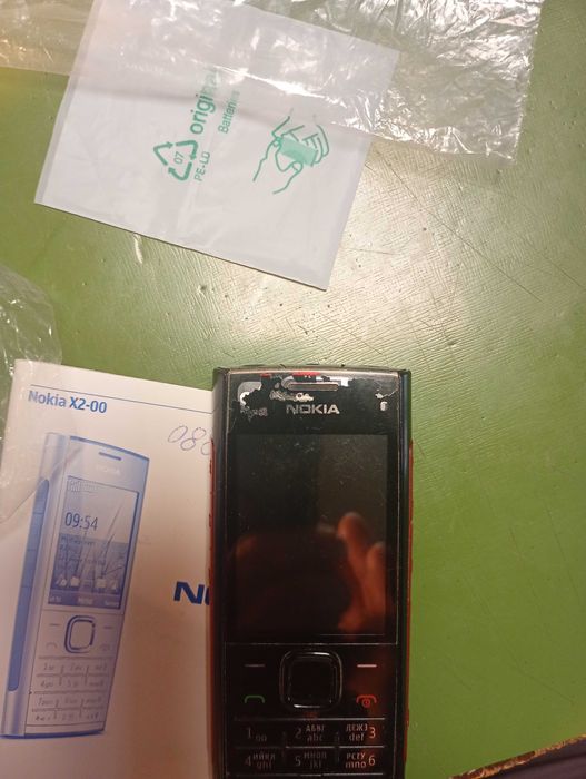 Лот от телефони Нокия  x2 x3 Самсунг b2100