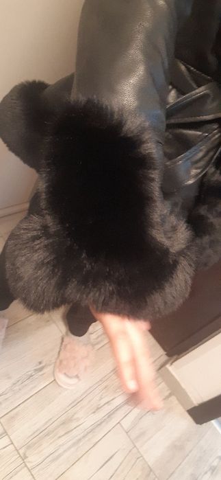 Blanita  naturala cu piele în lateral