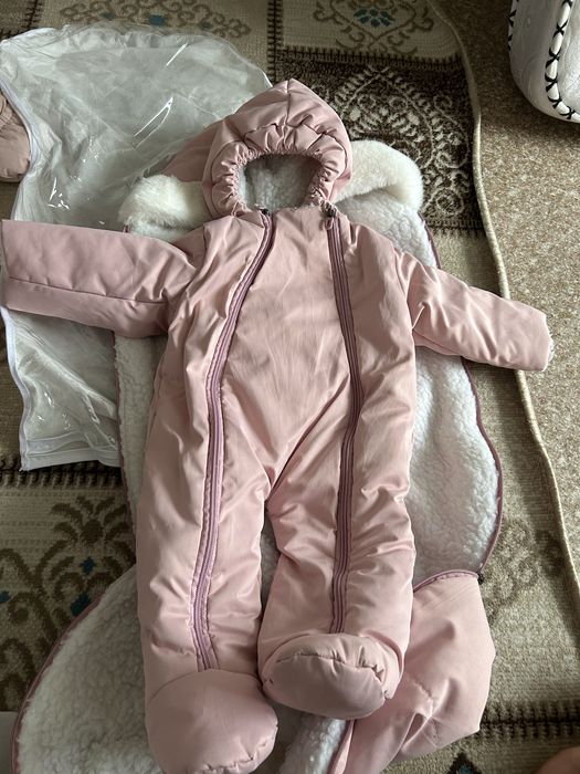 Продам кокон + комбинезон