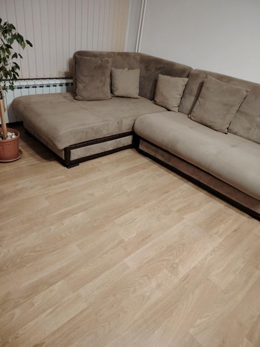 Кафяв диван за хол - използван