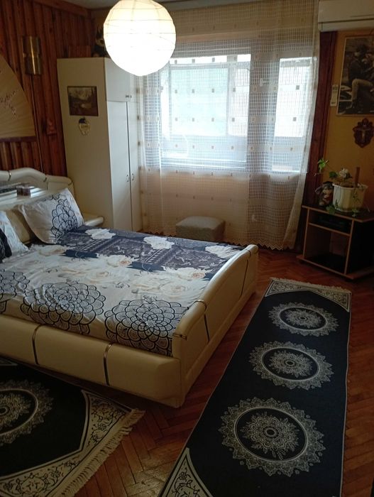 Продава се Тристаен апартамент в Своге - 90 кв.м за 1500 €/кв.м - Снимка #1