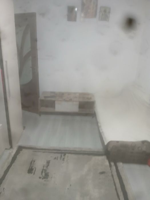 Închiriez apartament