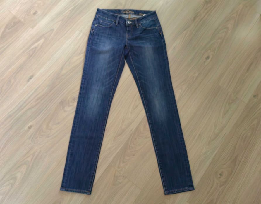 Дънки и панталони