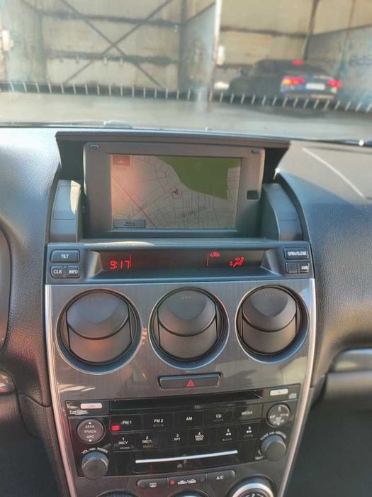 Автомобил Mazda 6