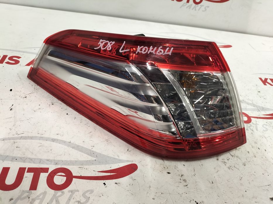 Външен ляв стоп Peugeot 508 combi / Пежо 508 комби 2013г.