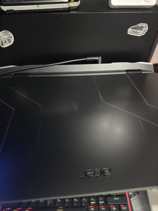 Обменяю Acer Nitro 5 на Macbook Pro!