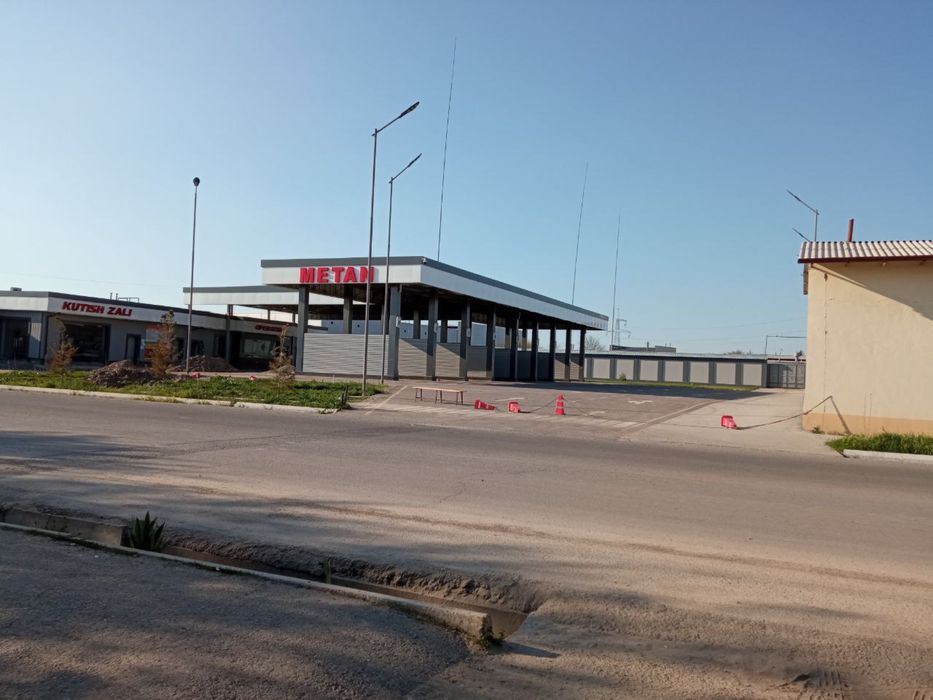 Участка ҳовли уй срочна сотилади