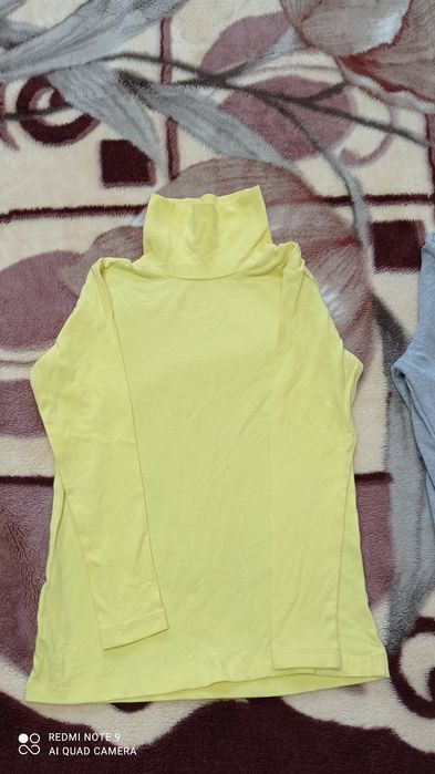 Водолазки в идеальном состоянии на 6-7 лет