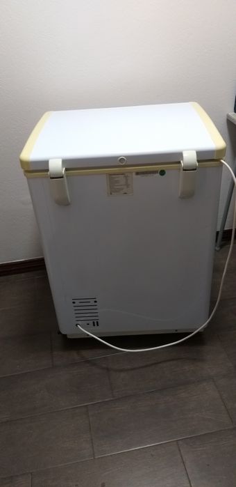 продам   компрессор для  морозильную камеру