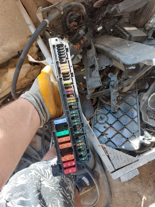 Бушониера/бушонно табло Бмв е60 520д 177кс е61 bmw e60 e61 520d n47