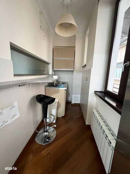 Apartament 4 camere superb 3min de Victoriei 15 min de Aeroport