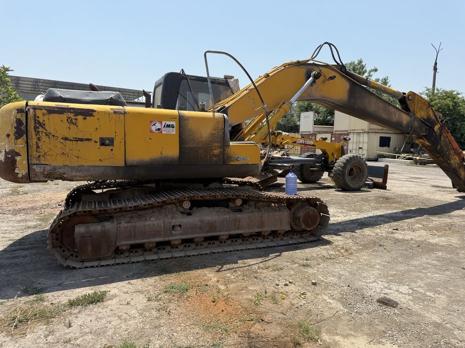 Экскаватор XCMG XE230 гусеница 2010 йил дизел от кучи 170