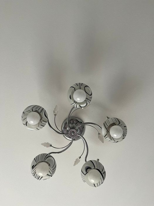 Люстра для комнат