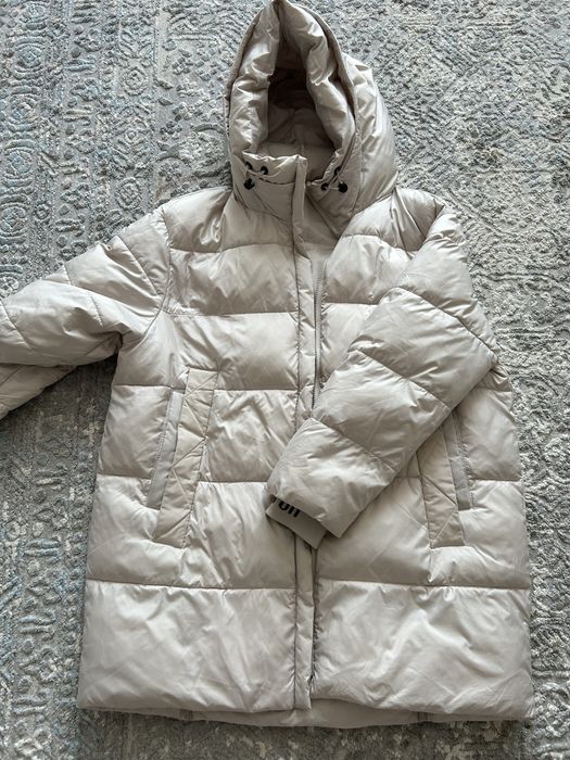 Срочно продам куртки весна и зима,