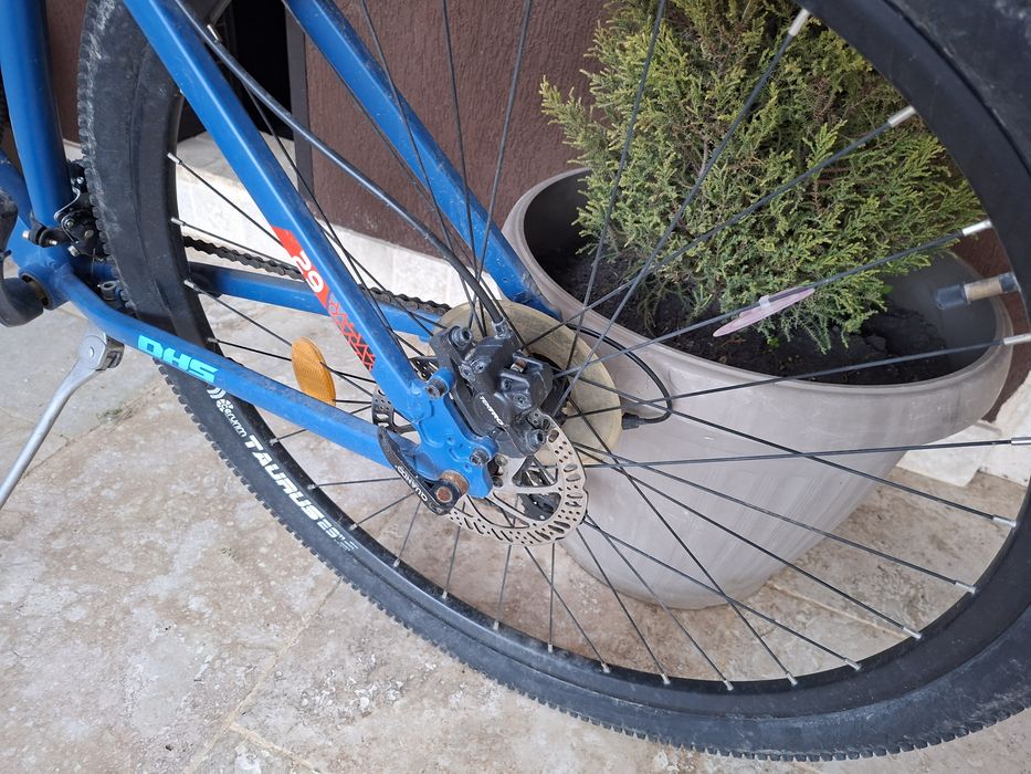 Vând bicicleta impecabila