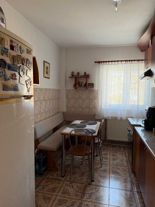Vand /Schimb apartament 3 camere Arad/Alfa Et.3 cu Casă