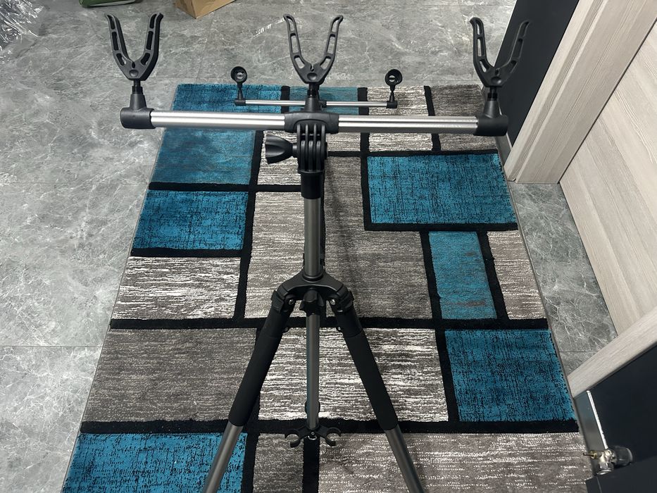 Rod Pod Tip Tripod pentru Pescuit Feeder & Crap – Stabil, Reglabil, cu Husă Inclusă