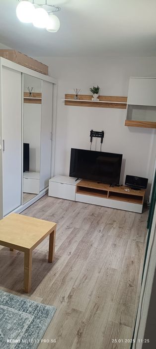 Inchiriez  Garsoniera  zona Finante.