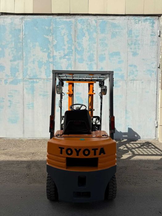 Вилочный Погрузчик Тойота Toyota