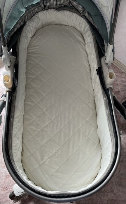 Продам коляску,зима-лето.