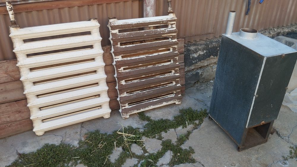 Продам печь отопления и батареи