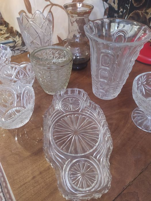 Хрусталь и прочая посуда.