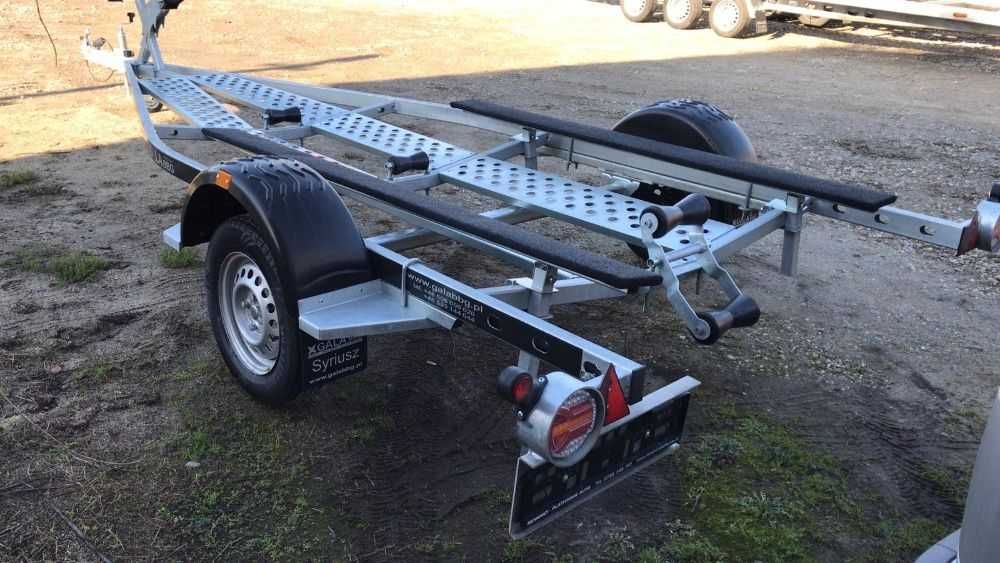 Remorci si platforme auto NOI, pret de importator!