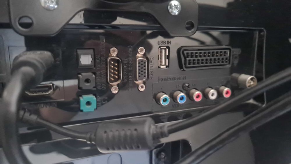 Монитор/3D Телевизор LG DM2350D-PZ 23" Wide 3D LED 1920x1080