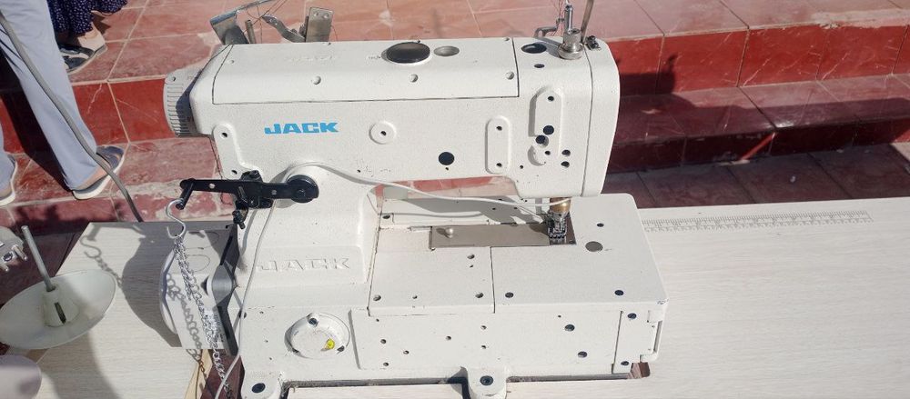 JACK Rashma tikuv mashinasi