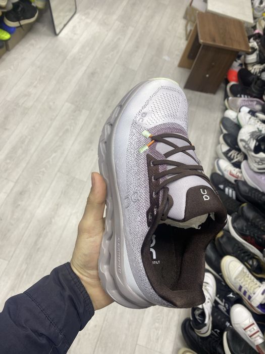 Кросовки анклавд