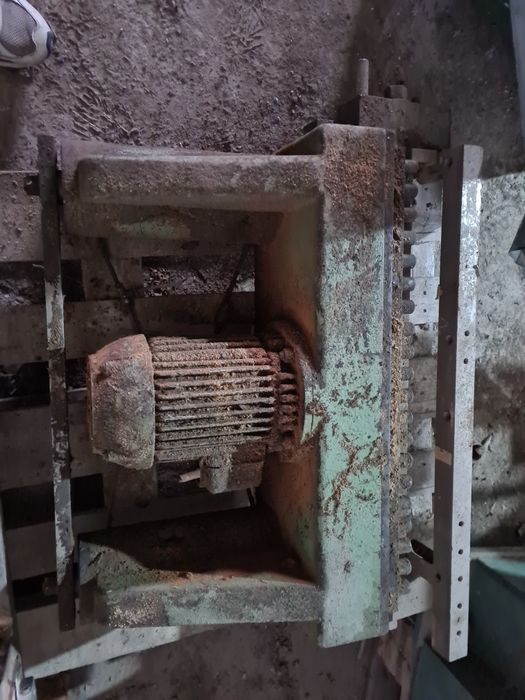 пробивна глава с 20 шпиндела