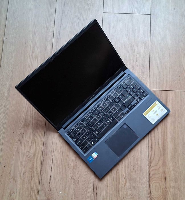 15.6' IPS Asus Intel Core i5-1240P 16-ядрен/16GB/512GB SSD/Intel Iris