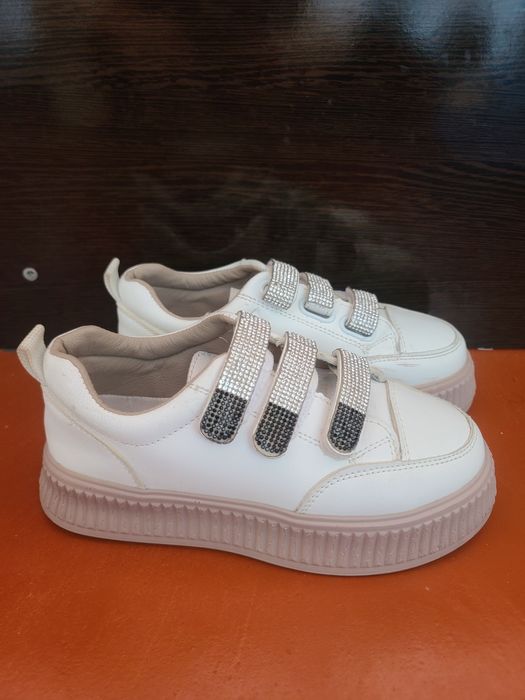 Детские пол сапоги и кроссовки