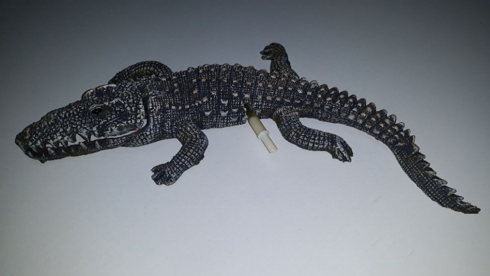 Декорация в аквариум "Крокодил"