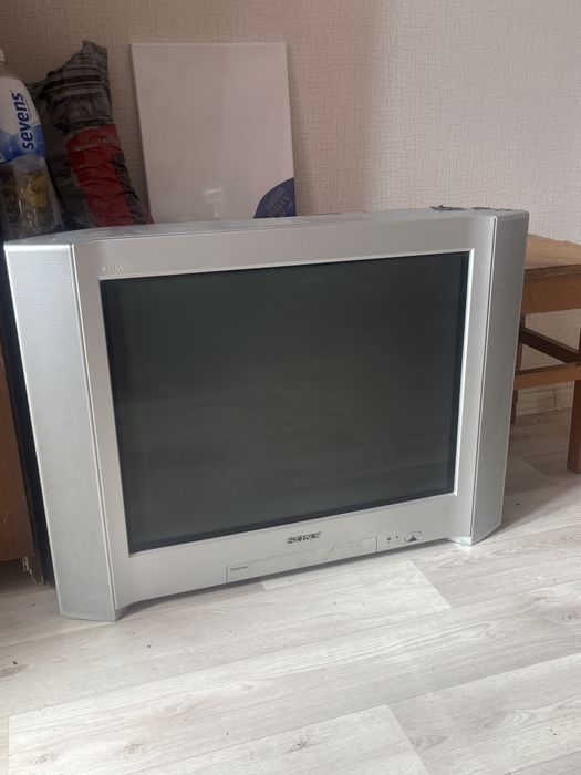 Продам телевизор SONY