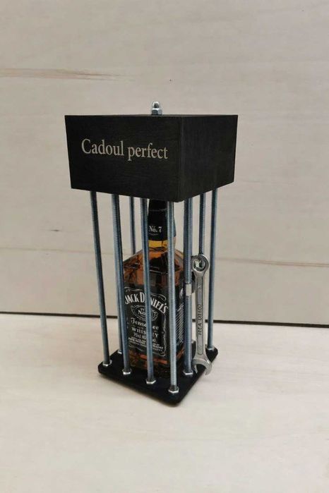 Cadoul ideal personalizat  cu piulite