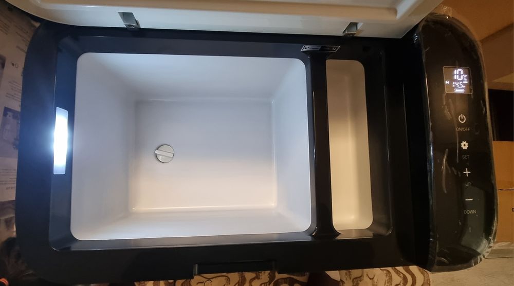 Хладилна чанта за кола Ukkiso 20л