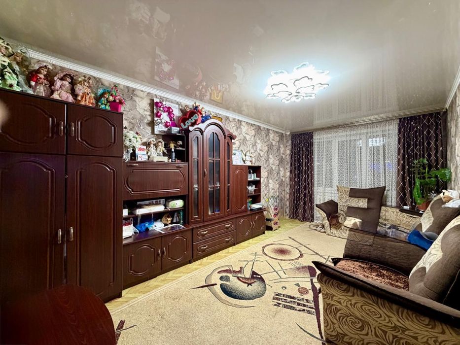 Продам 3 комн квартиру в районе КШГ