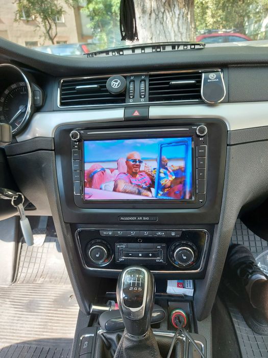 Navigatie Android Passat Golf Waze YouTube GPS BT