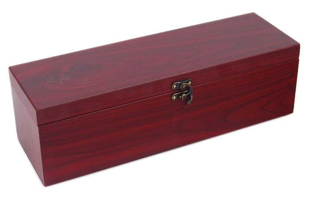 НОВА Луксозна КУТИЯ ЗА ВИНО с аксесоари. Подаръчен СЕТ ЗА ВИНО с ШАХ.