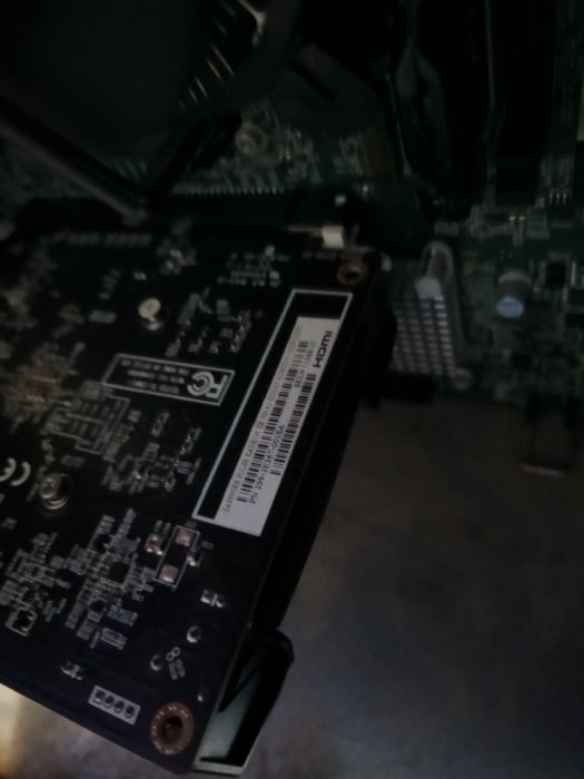 Unitate Gaming Xeon 1270 (i7 6700) octa core + 8gb ddr+ rx550 4gb