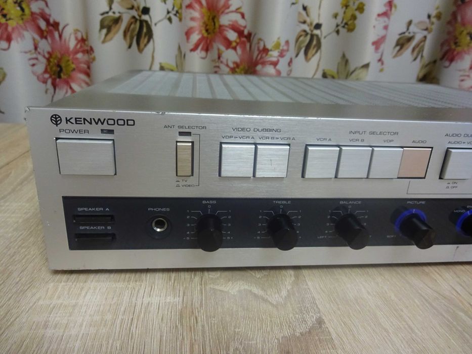 Amplificator audio-video Kenwood KVA-502S
